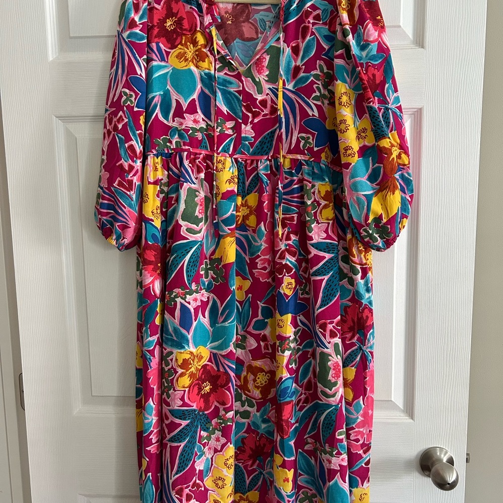 NWOT Umgee Multicolor Floral V-Neck Dress